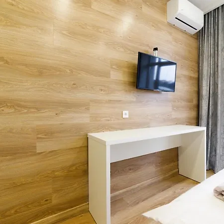 Lux Apartments Lviv Exterior photo