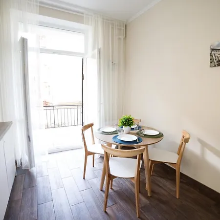 Lux Apartments Lviv Exterior photo