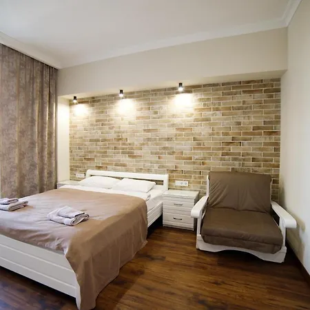 Lux Apartments Lviv Exterior photo