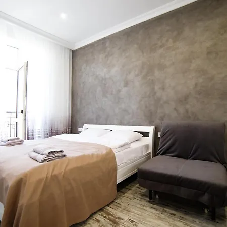 Lux Apartments Lviv Exterior photo