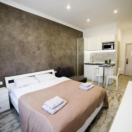 Lux Apartments Lviv Exterior photo